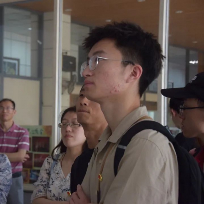 图片2 图片2