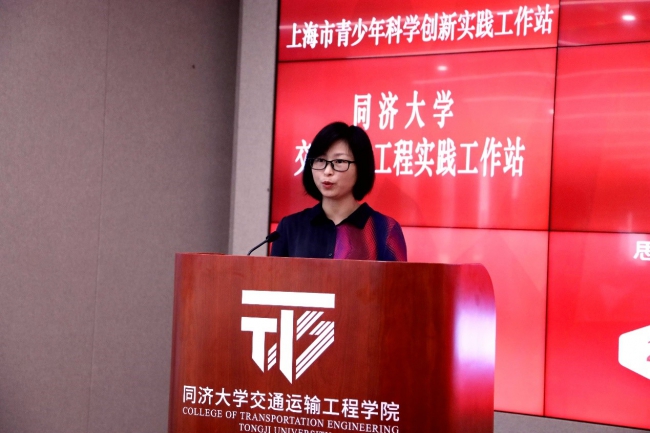 以诚为本赢在信誉9001cc科研管理部徐荣华副部长